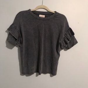 Gray ruffle shirt